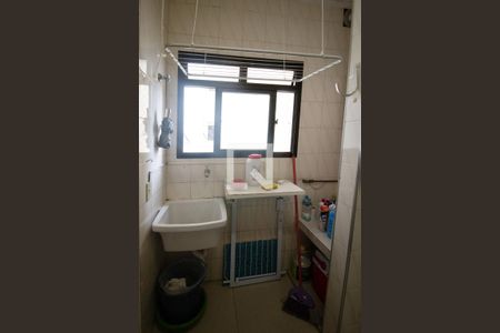 Apartamento à venda com 139m², 3 quartos e 2 vagas Apartamento à venda com 139m², 3 quartos e 2 vagasÁrea de serviço