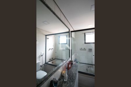 Apartamento à venda com 139m², 3 quartos e 2 vagas Apartamento à venda com 139m², 3 quartos e 2 vagasBanheiro da Suíte 1
