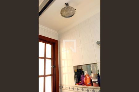 Casa à venda com 183m², 3 quartos e 2 vagasBanheiro