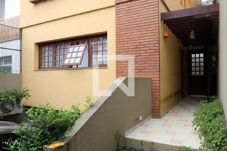 Casa à venda com 183m², 3 quartos e 2 vagasEntrada