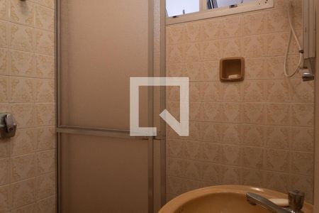 Banheiro de apartamento para alugar com 1 quarto, 52m² em Enseada, Guarujá
