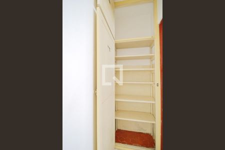 Casa à venda com 129m², 2 quartos e sem vaga Casa à venda com 129m², 2 quartos e sem vagaCozinha