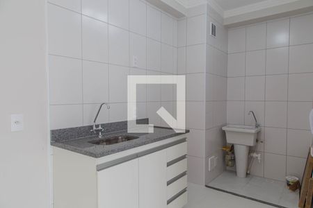 Apartamento à venda com 38m², 2 quartos e 1 vaga Apartamento à venda com 38m², 2 quartos e 1 vagaCozinha e Área de Serviço