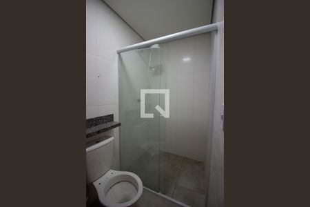 Banheiro de apartamento para alugar com 1 quarto, 37m² em Jardim Helena, São Paulo