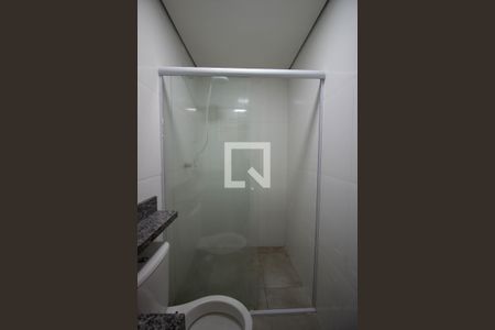 Banheiro de apartamento para alugar com 1 quarto, 37m² em Jardim Helena, São Paulo