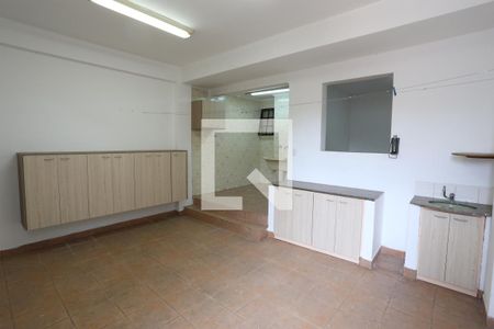 Casa à venda com 300m², 3 quartos e 2 vagasÁrea de Serviço