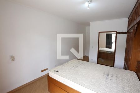 Casa à venda com 300m², 3 quartos e 2 vagasSuíte