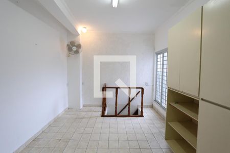 Casa à venda com 300m², 3 quartos e 2 vagasEdícula