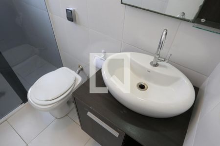 Casa à venda com 300m², 3 quartos e 2 vagasBanheiro 1
