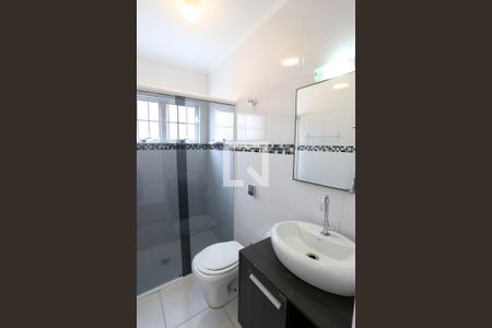 Casa à venda com 300m², 3 quartos e 2 vagasBanheiro 1