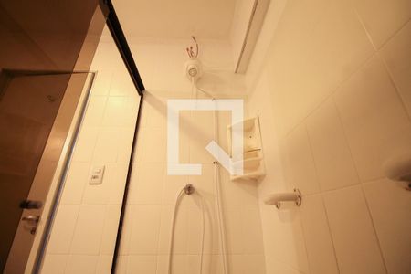 Apartamento à venda com 168m², 3 quartos e 1 vagaChuveiro