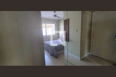 Casa à venda com 205m², 3 quartos e 2 vagas Casa à venda com 205m², 3 quartos e 2 vagasQuarto Suíte