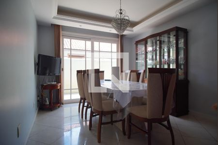 Sala de Jantar de casa à venda com 3 quartos, 205m² em Jardim Itu Sabará, Porto Alegre