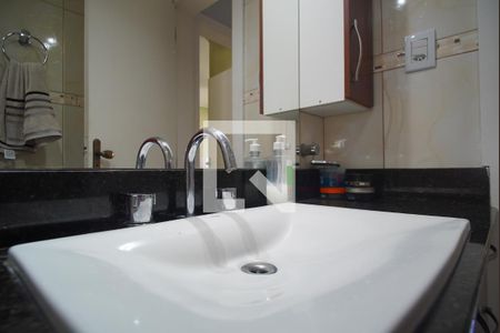 Casa à venda com 205m², 3 quartos e 2 vagasBanheiro Corredor