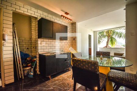 Sala - Cozinha de apartamento à venda com 1 quarto, 31m² em Humaitá, Rio de Janeiro