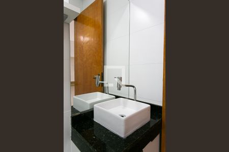 Apartamento para alugar com 39m², 2 quartos e sem vagaBanheiro