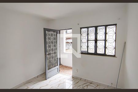 Sala de casa à venda com 1 quarto, 75m² em Taquara, Rio de Janeiro