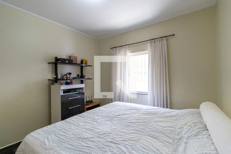 Casa à venda com 260m², 5 quartos e 4 vagas Casa à venda com 260m², 5 quartos e 4 vagasQuarto 2