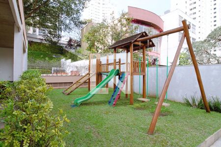 Apartamento para alugar com 115m², 3 quartos e 3 vagasÁrea comum - Playground