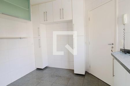 Apartamento para alugar com 115m², 3 quartos e 3 vagasCozinha