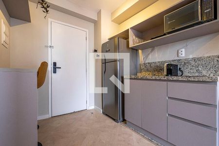 Sala/Cozinha de apartamento à venda com 1 quarto, 31m² em Pinheiros, São Paulo