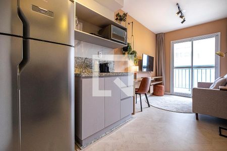 Sala/Cozinha de apartamento à venda com 1 quarto, 31m² em Pinheiros, São Paulo