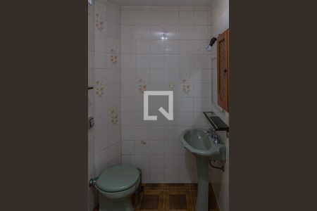 Banheiro de kitnet/studio para alugar com 1 quarto, 40m² em Bela Vista, São Paulo