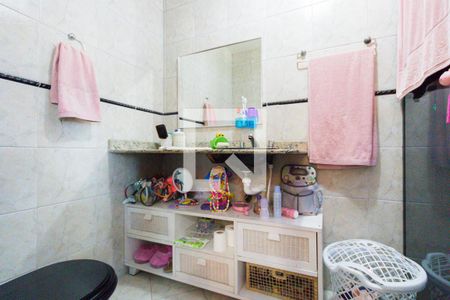 Casa de condomínio à venda com 380m², 3 quartos e 1 vagaBanheiro da Suíte 2