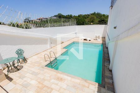 Casa de condomínio à venda com 380m², 3 quartos e 1 vagaPiscina
