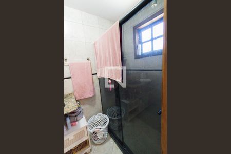 Casa de condomínio à venda com 380m², 3 quartos e 1 vagaBanheiro da Suíte 2