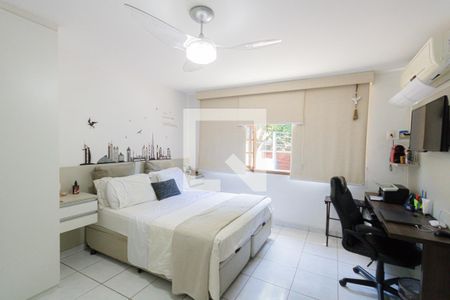 Suíte 1 de casa de condomínio à venda com 3 quartos, 380m² em Anil, Rio de Janeiro