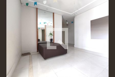 Apartamento à venda com 94m², 3 quartos e 2 vagasHall social