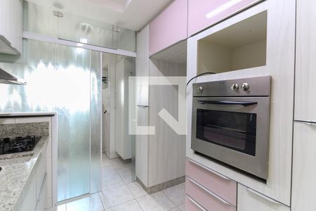 Apartamento à venda com 96m², 3 quartos e 2 vagasCozinha