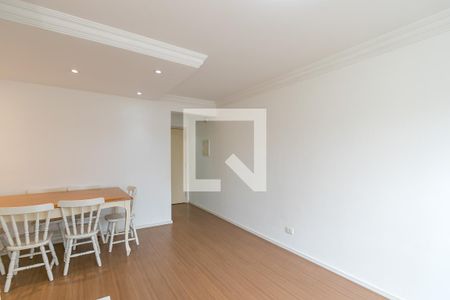 Sala de apartamento para alugar com 3 quartos, 70m² em Jardim Aeroporto, São Paulo