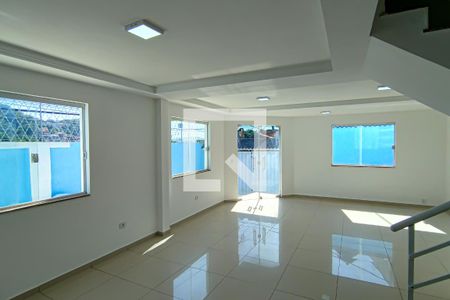 sala de casa à venda com 4 quartos, 230m² em Taquara, Rio de Janeiro