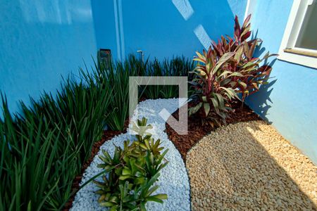 Casa à venda com 230m², 4 quartos e 4 vagas Casa à venda com 230m², 4 quartos e 4 vagasjardim