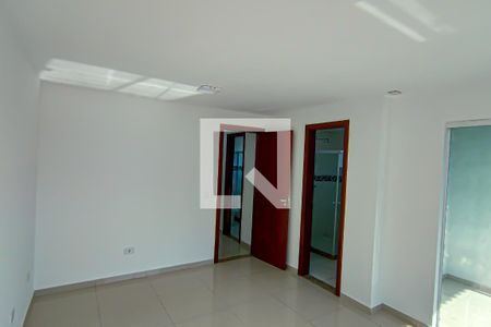 Casa à venda com 230m², 4 quartos e 4 vagas Casa à venda com 230m², 4 quartos e 4 vagasquarto 1 suite