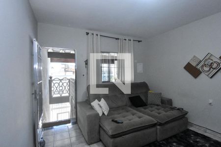 Sala de casa para alugar com 2 quartos, 150m² em Jardim Itapema, São Paulo