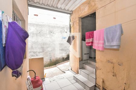 Quintal de casa para alugar com 2 quartos, 150m² em Jardim Itapema, São Paulo