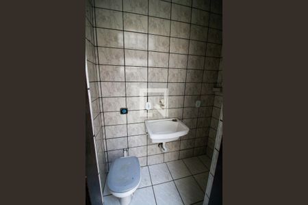 Apartamento para alugar com 70m², 2 quartos e sem vaga Apartamento para alugar com 70m², 2 quartos e sem vagaBanheiro de serviço