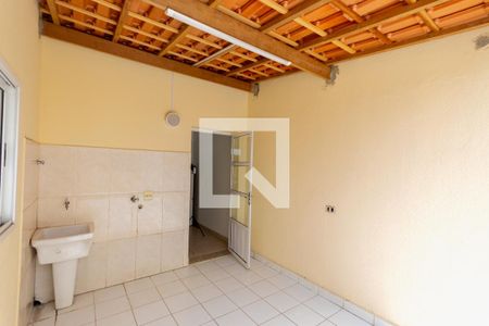 Apartamento para alugar com 86m², 2 quartos e 1 vaga Apartamento para alugar com 86m², 2 quartos e 1 vagaÁrea de Serviço