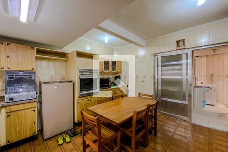 Apartamento à venda com 117m², 3 quartos e sem vagaCozinha