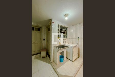 Apartamento à venda com 117m², 3 quartos e sem vagaÁrea de Serviço