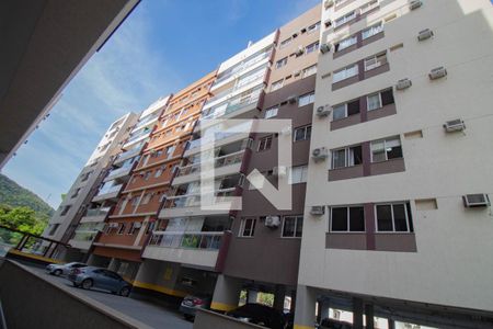 Apartamento à venda com 73m², 3 quartos e 1 vagaFachada