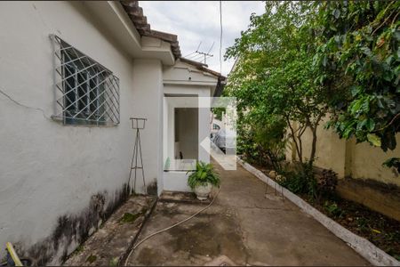 Casa à venda com 130m², 3 quartos e 4 vagasBarracão 2