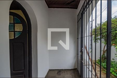 Casa à venda com 130m², 3 quartos e 4 vagasVaranda da Sala