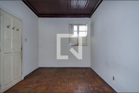 Casa à venda com 130m², 3 quartos e 4 vagasQuarto 2