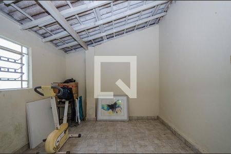 Casa à venda com 130m², 3 quartos e 4 vagasÁrea de Serviço