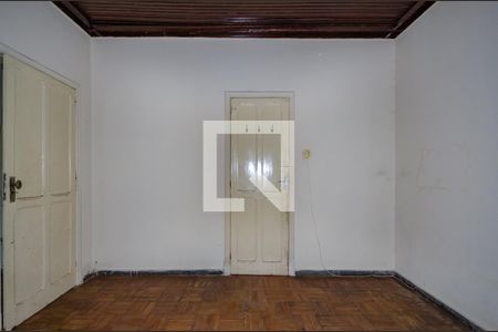 Casa à venda com 130m², 3 quartos e 4 vagasQuarto 2