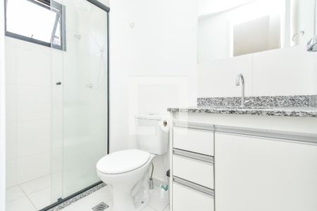 Banheiro de kitnet/studio para alugar com 1 quarto, 29m² em Consolação, São Paulo